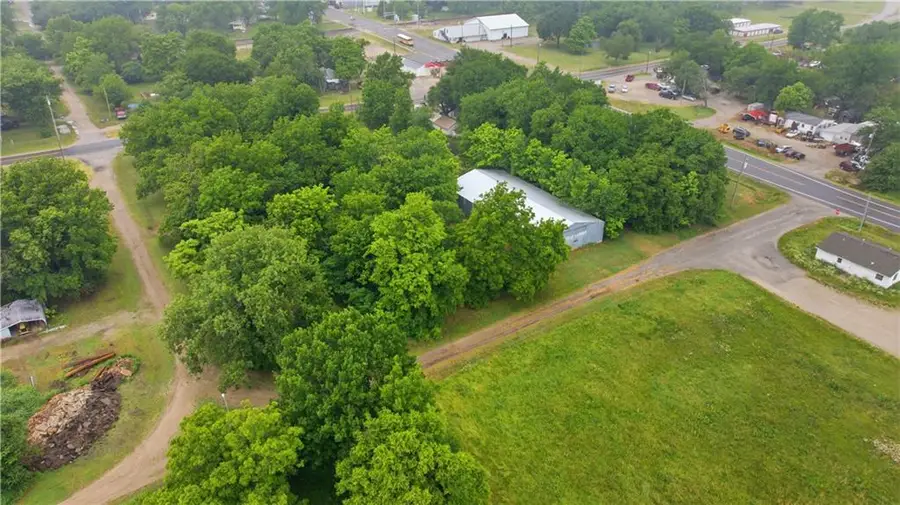 1225 Adams Street, Altoona, KS 66710 - #2