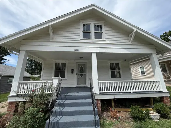 2907 Felix Street, St Joseph, MO 64501