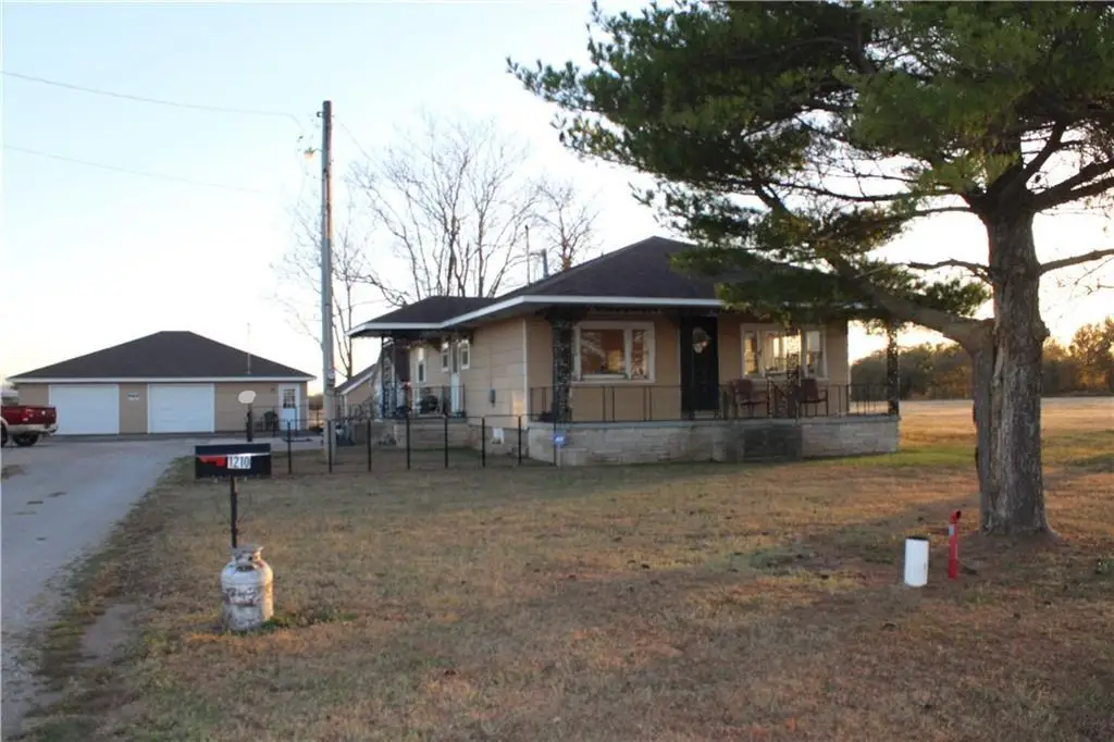 1210 E South Street, Arma, KS 66712 - #1