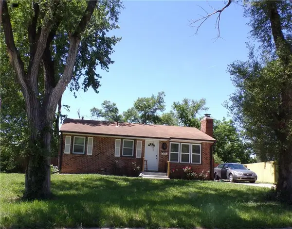 4330 Laurel Avenue, Kansas City, MO 64133