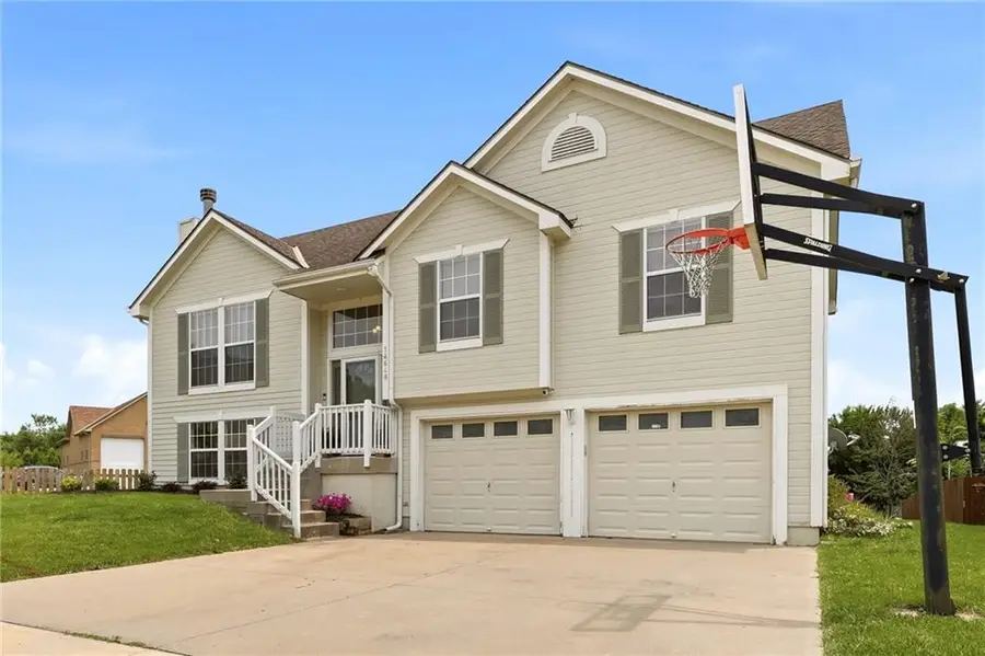14648 Laquinta Drive, Grandview, MO 64030 - #3
