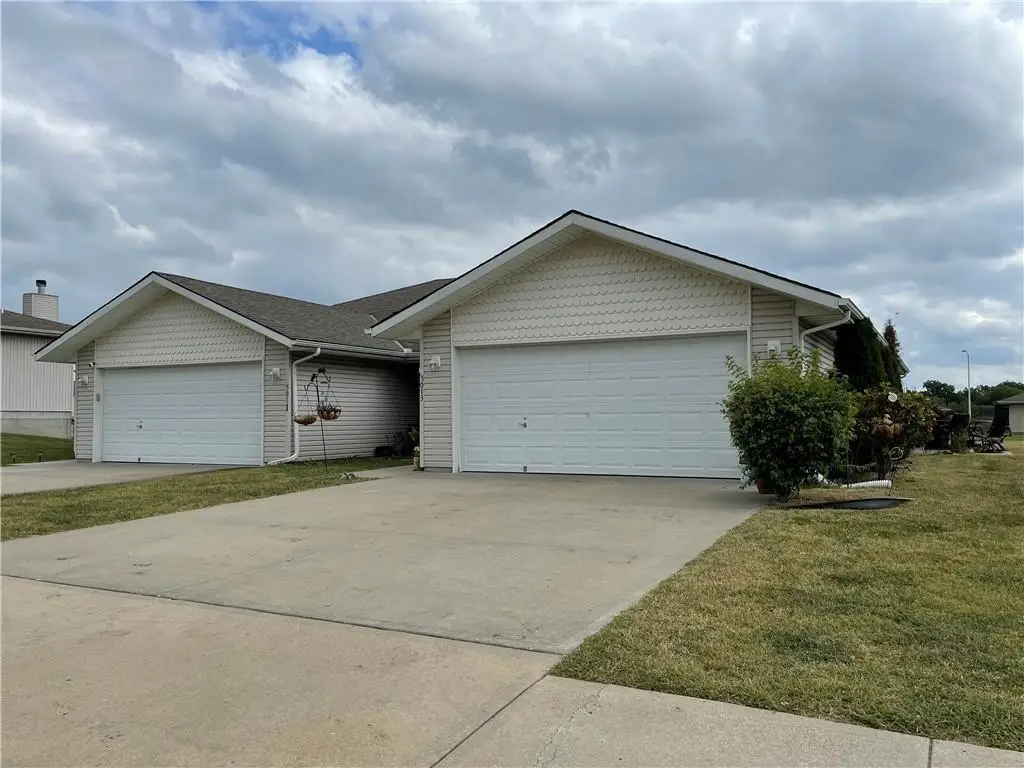 5011 Breckenridge Avenue, Kansas City, MO 64136 - #1