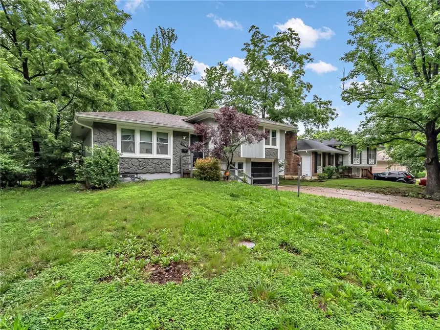 11805 Fuller Avenue, Kansas City, MO 64134 - #2