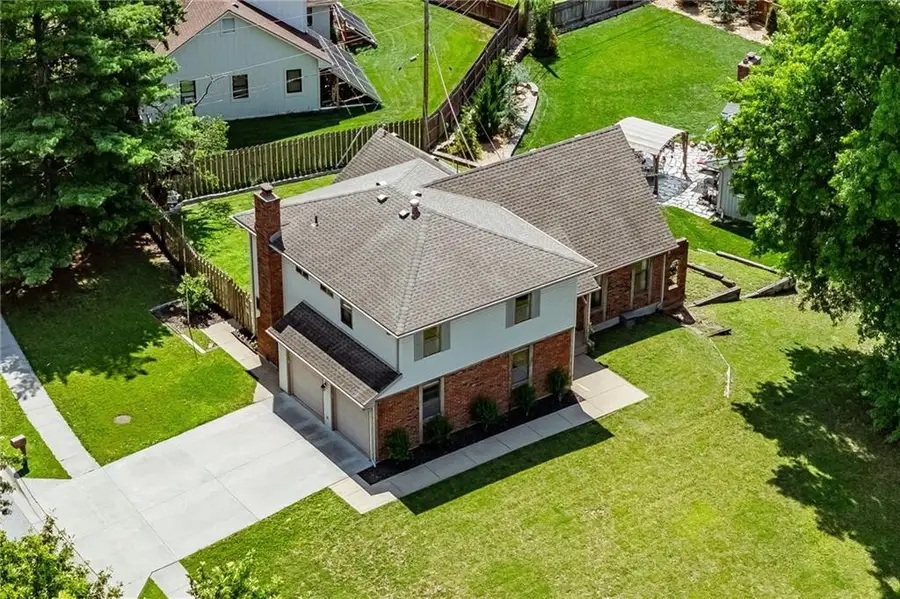 5233 NW Old Pike Road, Gladstone, MO 64118 - #2
