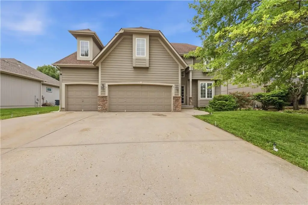 361 W Westhoff Place, Gardner, KS 66030 - #1