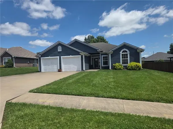 614 S Connor Street S, Odessa, MO 64076