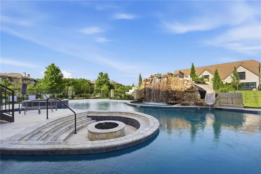 4951 W 134 Street #301, Leawood, KS 66209 - #3