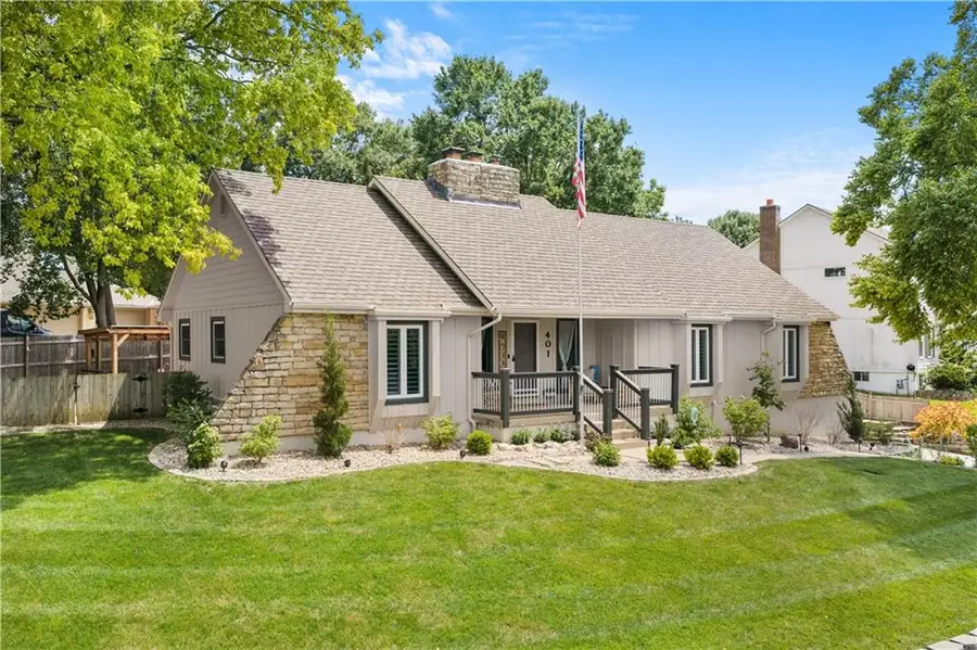 401 NE Landings Drive, Lees Summit, MO 64064 - #2