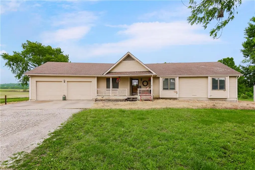 15628 238th Street, Tonganoxie, KS 66086 - #1