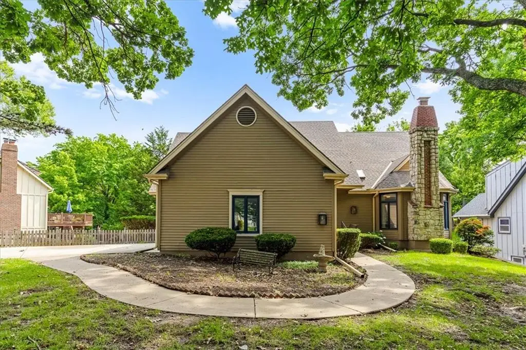10263 Garnett Street, Overland Park, KS 66214 - #1