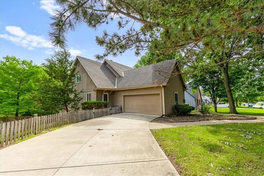 10263 Garnett Street, Overland Park, KS 66214 - #3