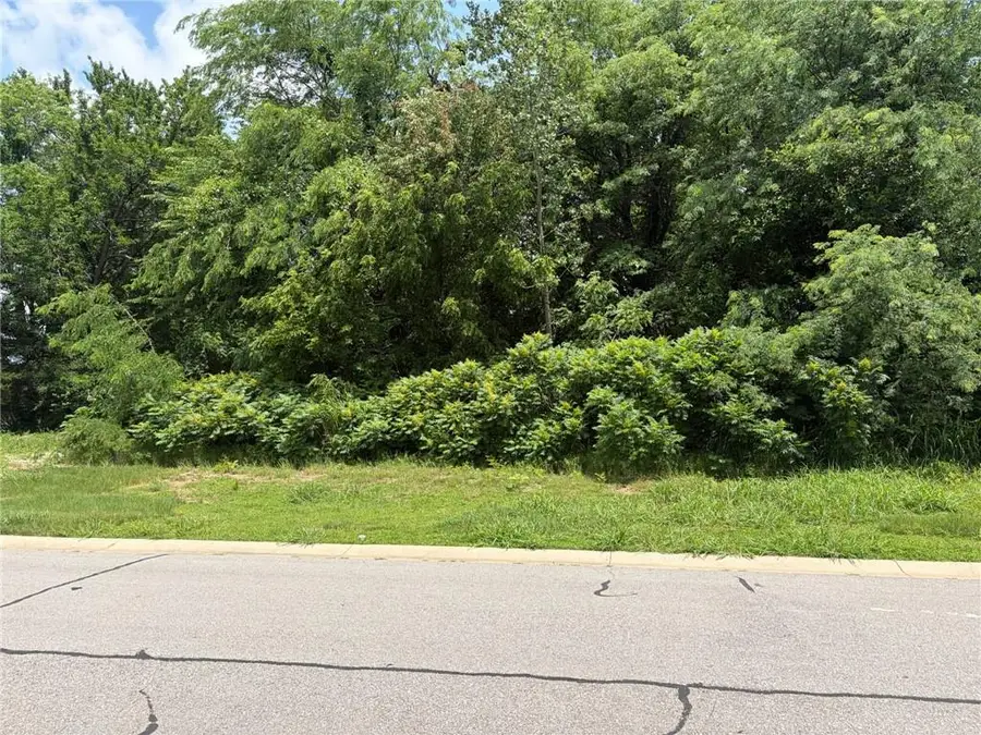 1118 S 13 Street, Louisburg, KS 66053 - #2