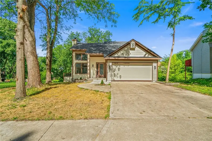 708 Autumn Drive, Belton, MO 64012 - #2