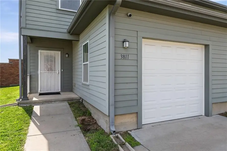 3811 Euclid Avenue, Kansas City, MO 64109 - #3