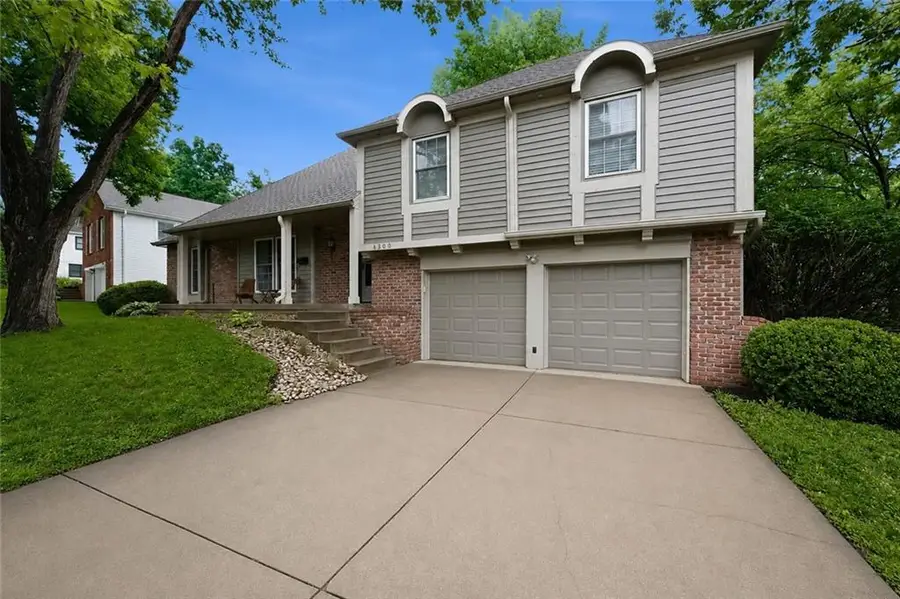 6300 W 101st Terrace, Overland Park, KS 66212 - #3