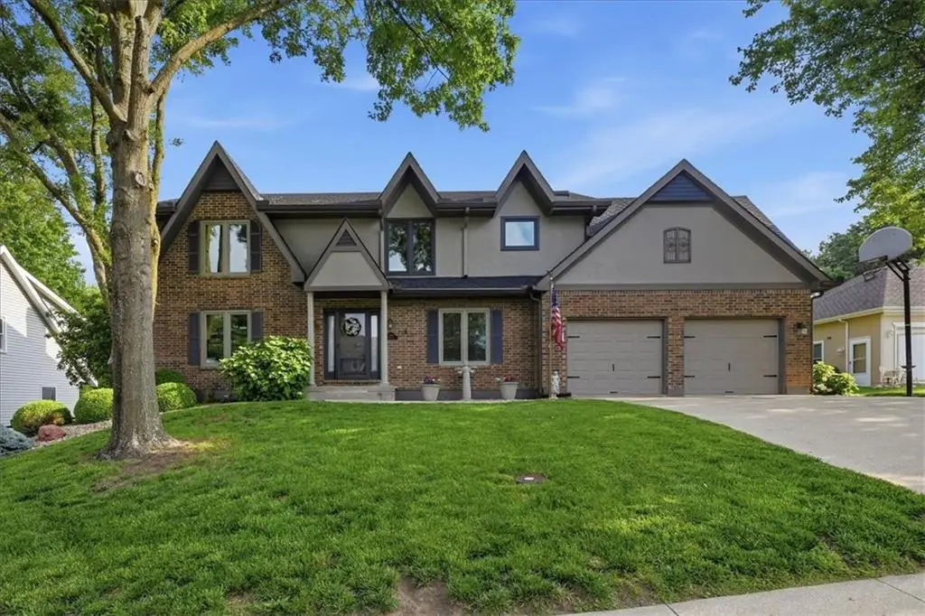 1208 Tanglewood Street, Leavenworth, KS 66048 - #1