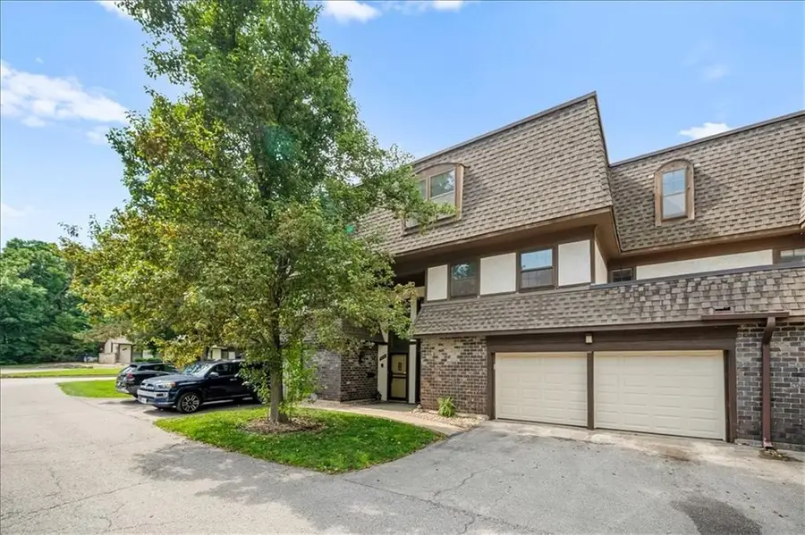 10130 Locust Street, Kansas City, MO 64131 - #3