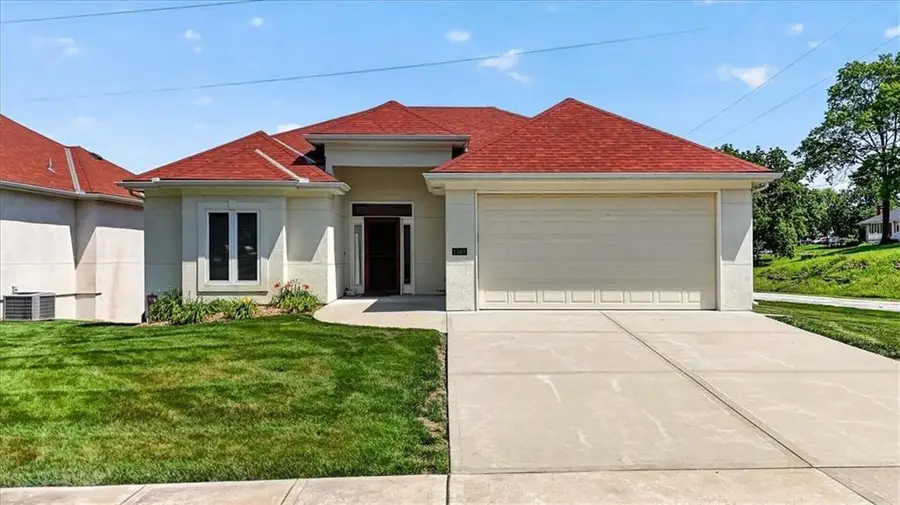 1348 NE Timbercreek Drive, Lees Summit, MO 64086 - #2