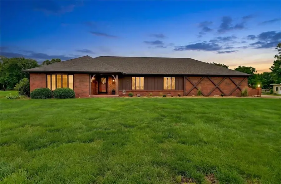 917 Country Club Drive, Butler, MO 64730 - #2