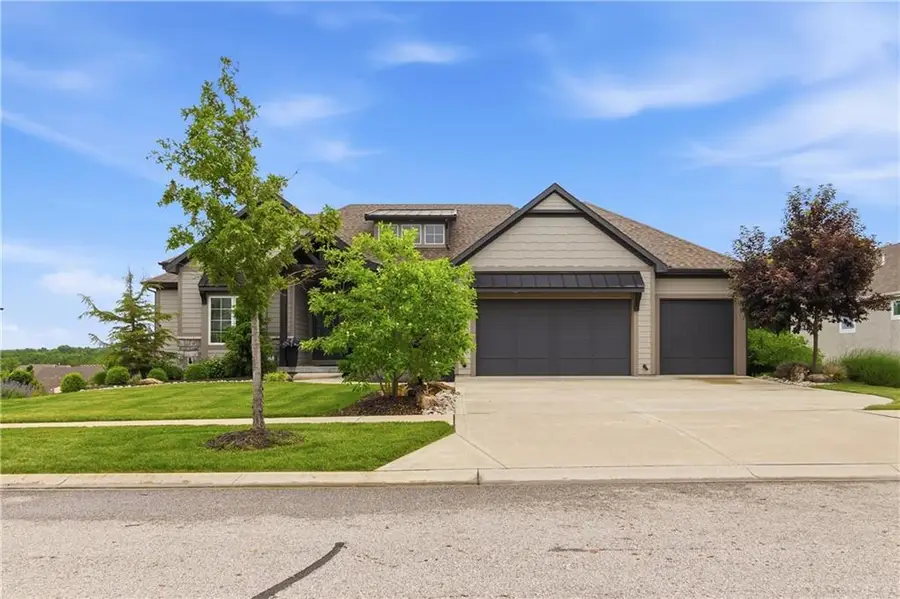 3501 W 150th Street, Leawood, KS 66224 - #3