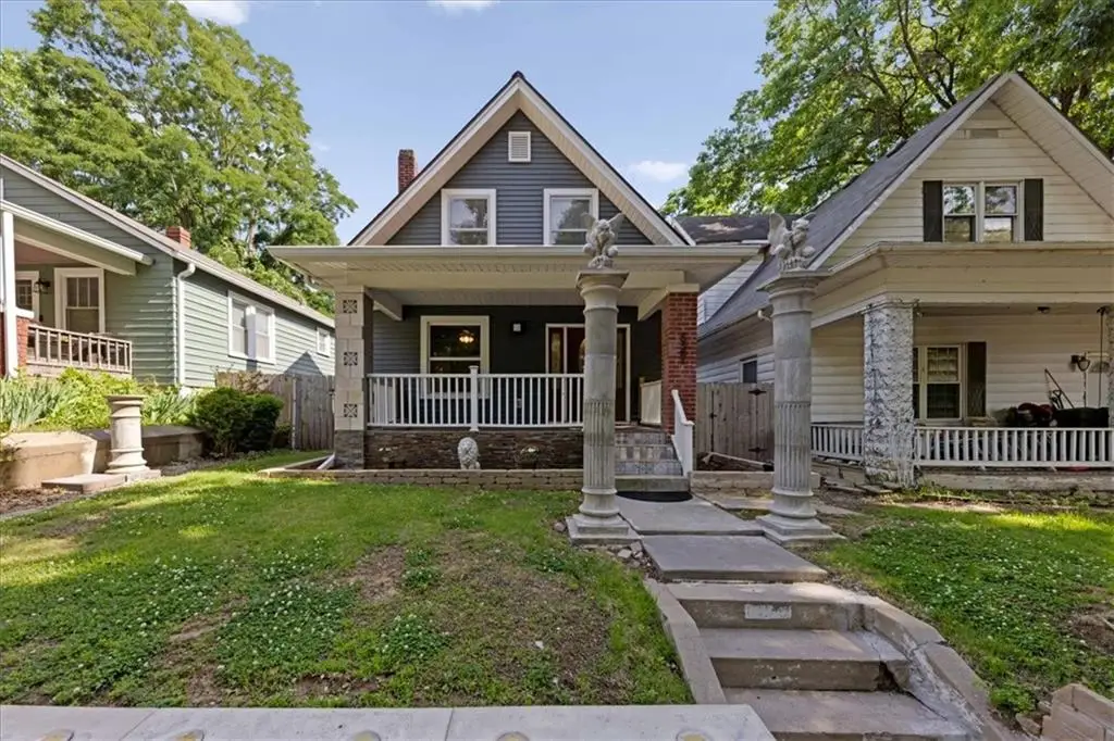 627 Miami Street, Leavenworth, KS 66048 - #1