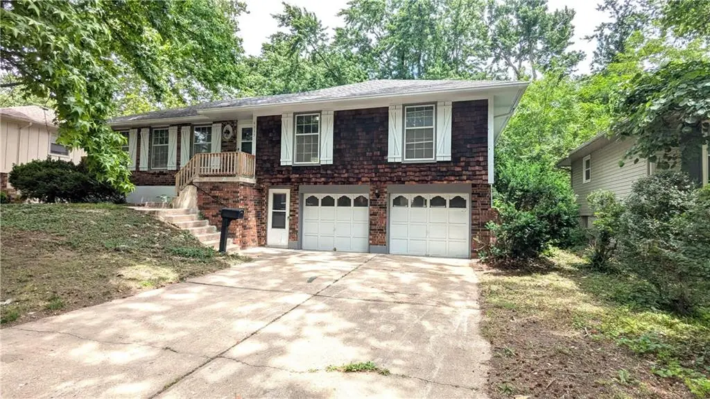 8933 Hunter Street, Kansas City, MO 64138 - #1
