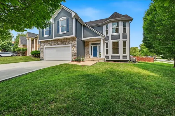 15727 S Widmer Street, Olathe, KS 66062