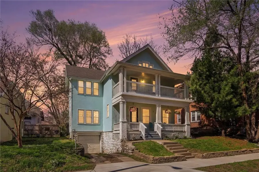1116 W 41st Terrace, Kansas City, MO 64111 - #2