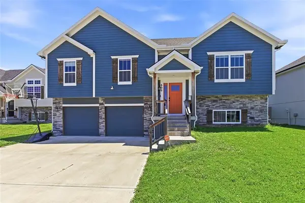 505 SW Ridgeview Drive, Grain Valley, MO 64029