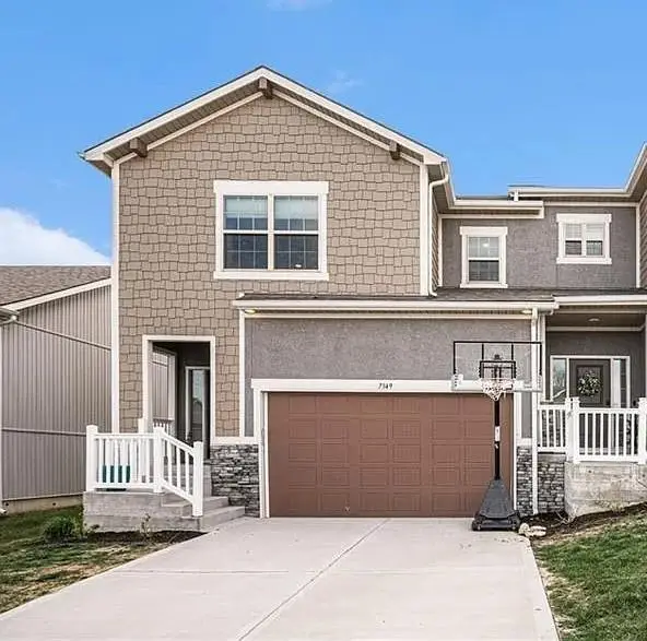 7349 Grand Slam Street #34 D, Parkville, MO 64152
