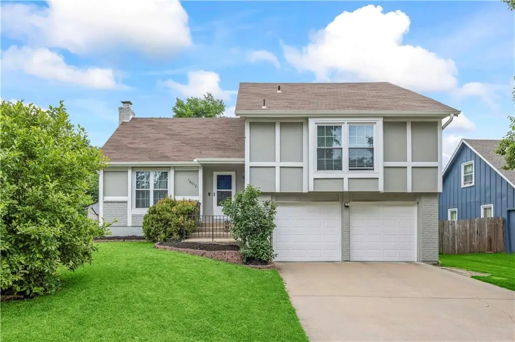 16010 W 154th Terrace, Olathe, KS 66062 - #1