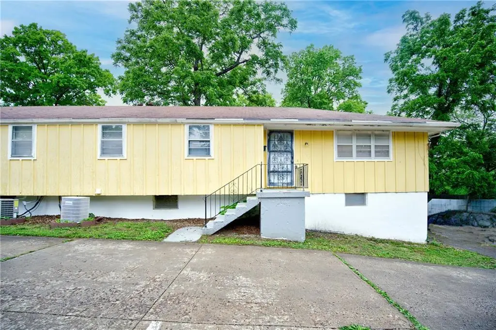 1836 E 78th Street, Kansas City, MO 64132 - #1