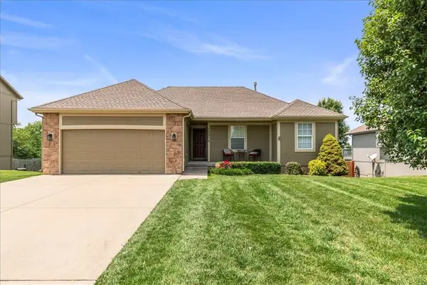 16914 Meadow Creek Court, Belton, MO 64012