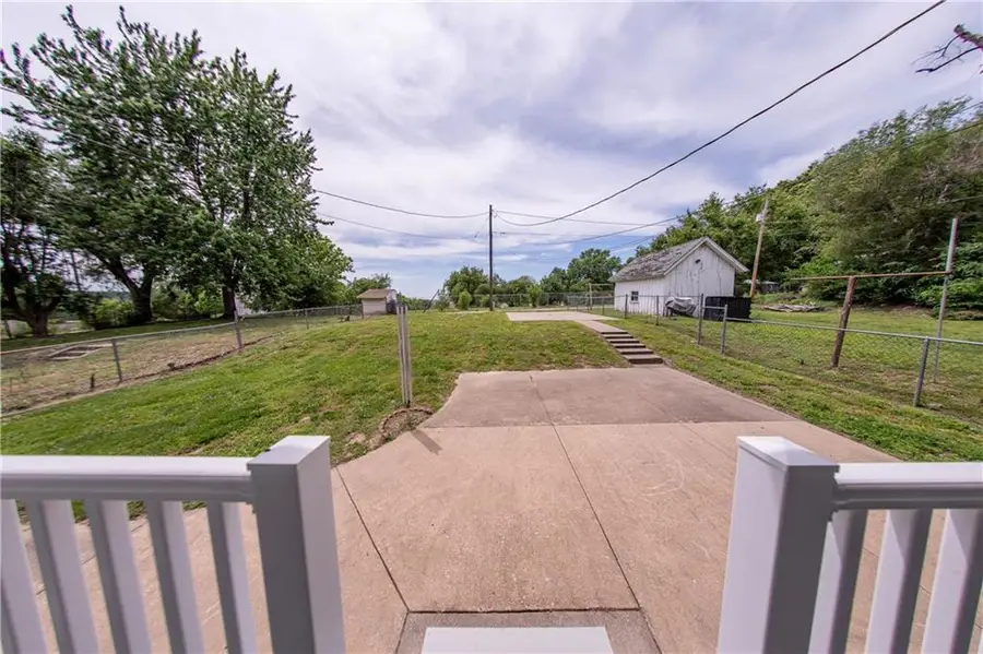 2526 S 17th Street, Saint Joseph, MO 64503 - #2