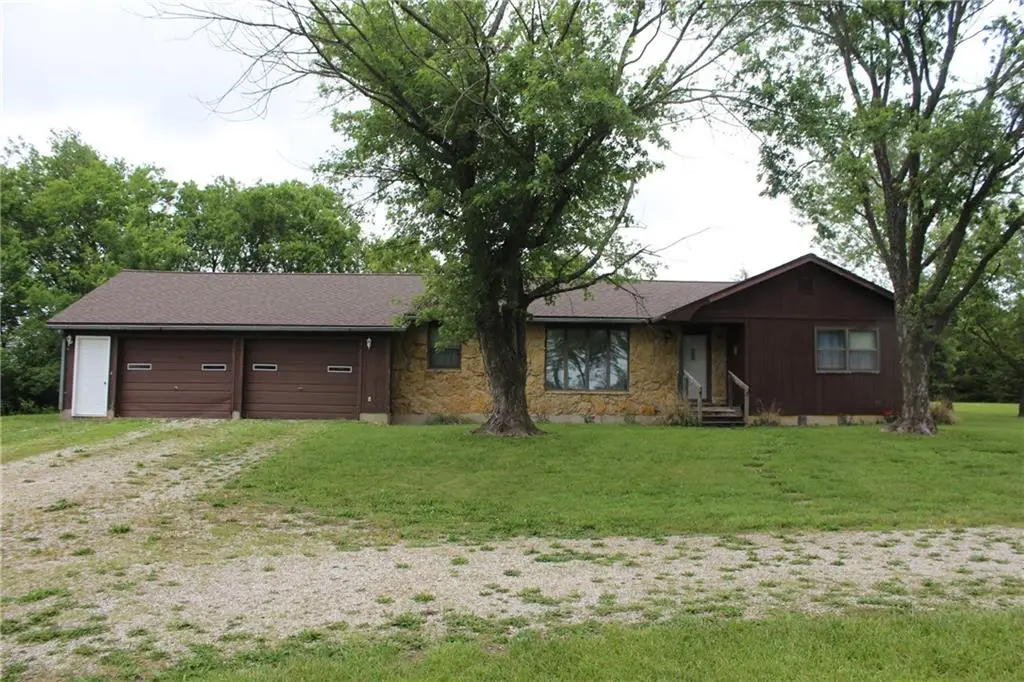 1470 Texas Road, Iola, KS 66749 - #1