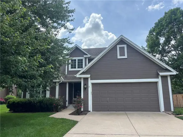 6215 W 156th Terrace, Overland Park, KS 66223