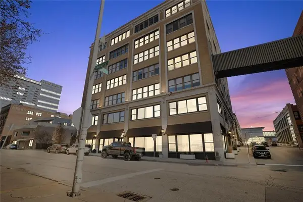 1535 Walnut Street #705, Kansas City, MO 64108