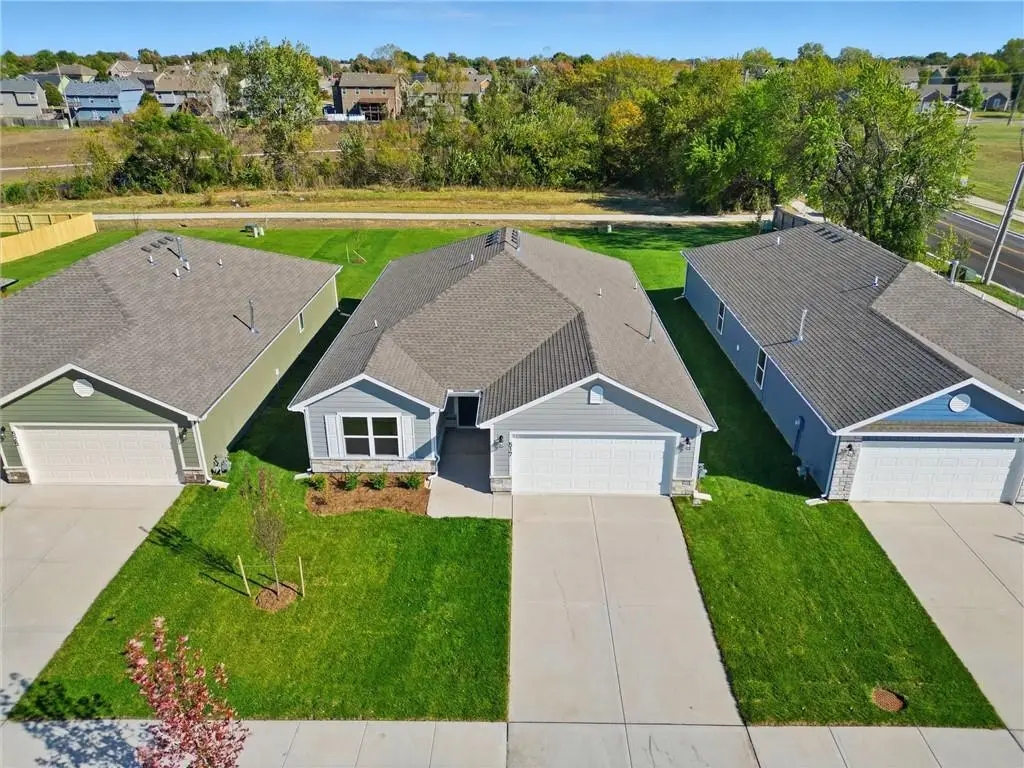 851 N Pear Street, Gardner, KS 66030 - #1
