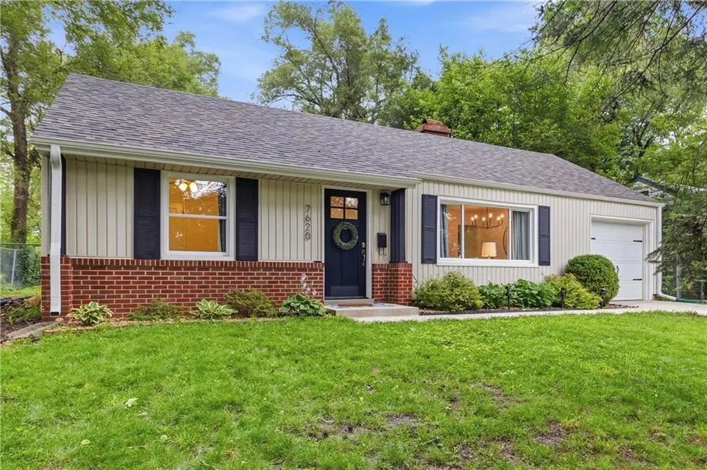 7620 Rainbow Drive, Prairie Village, KS 66208 - #1