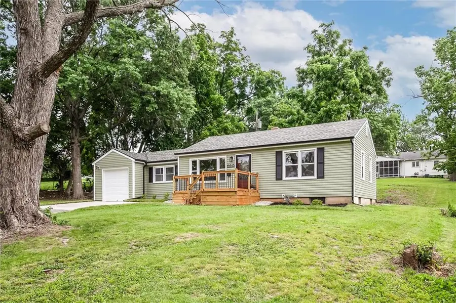 6615 Fairway Drive, Kansas City, MO 64129 - #3