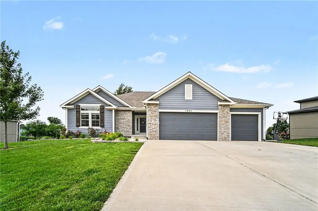 1001 Meadowbrook Drive, Kearney, MO 64060 - #1