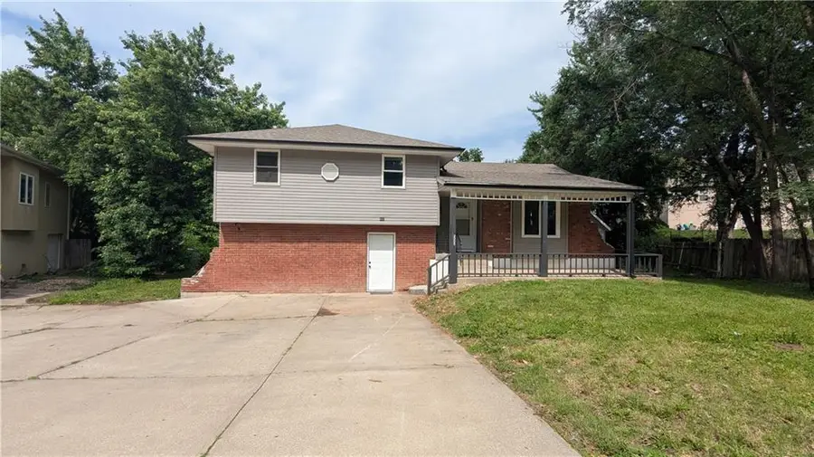 2005 N Plymouth Road, Independence, MO 64058 - #2
