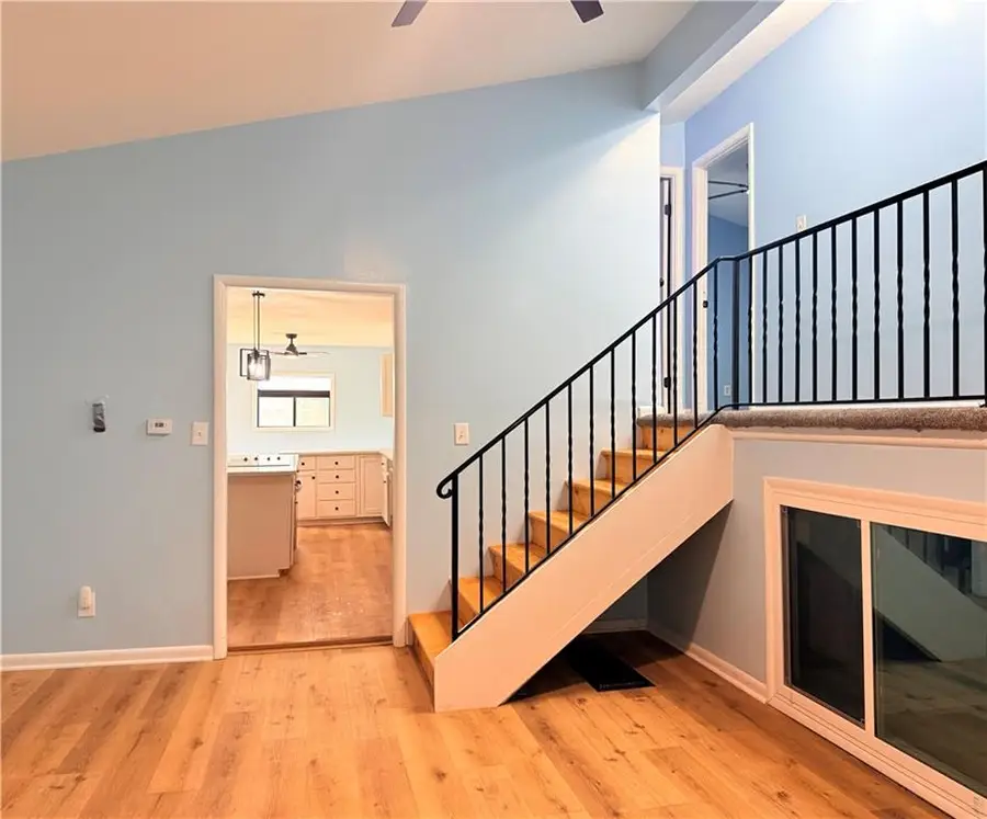 11221 Herrick Avenue, Kansas City, MO 64134 - #3