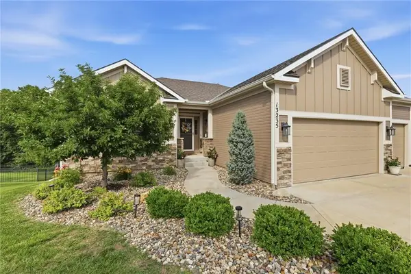 13235 N Shadow Brook Court, Platte City, MO 64079