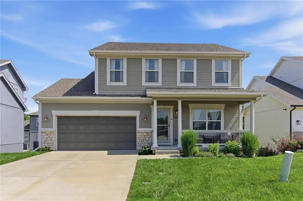 12617 Charlotte Street, Kansas City, MO 64146 - #1