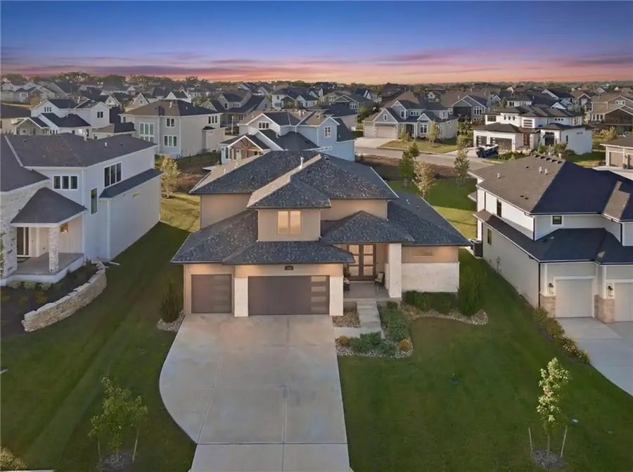 12406 W 170th Terrace, Overland Park, KS 66221 - #3