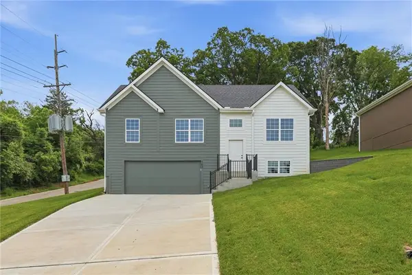 103 S High Street, Sugar Creek, MO 64054