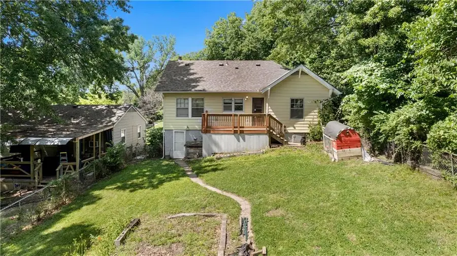 9319 E 17th Street S, Independence, MO 64052 - #3