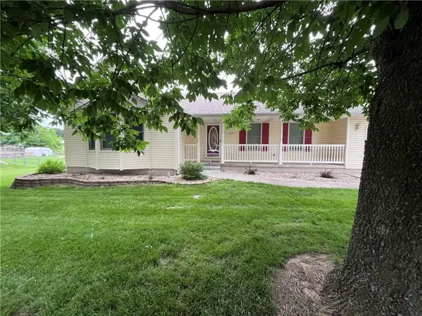 12123 Davis Drive, Lexington, MO 64067
