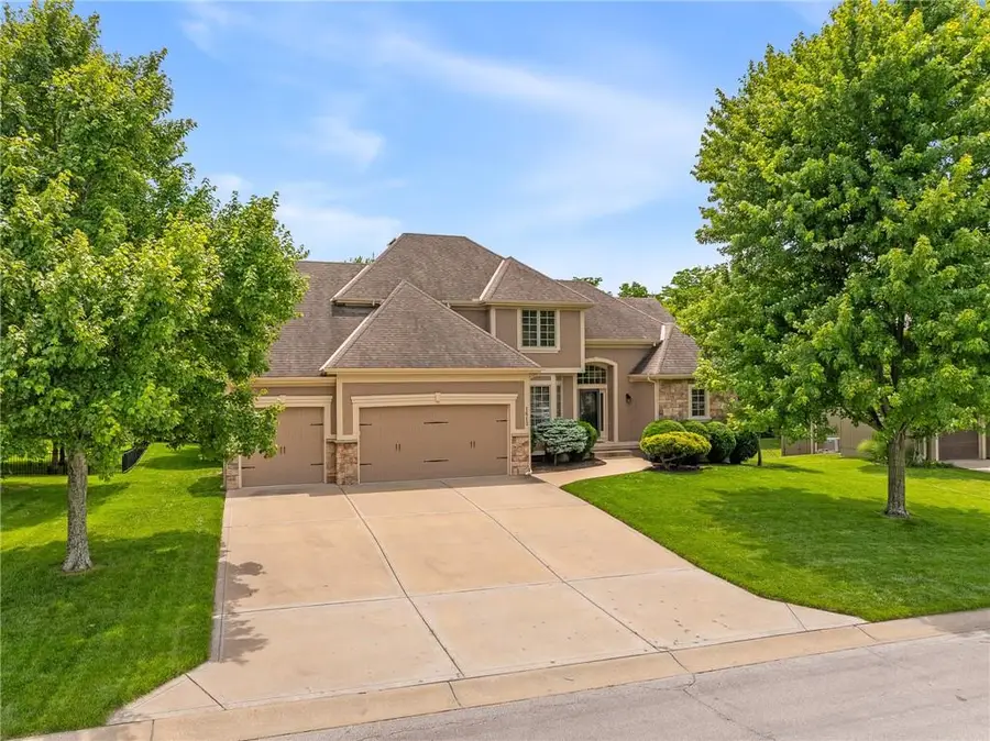 1613 NE Shadow Valley Drive, Lees Summit, MO 64064 - #3